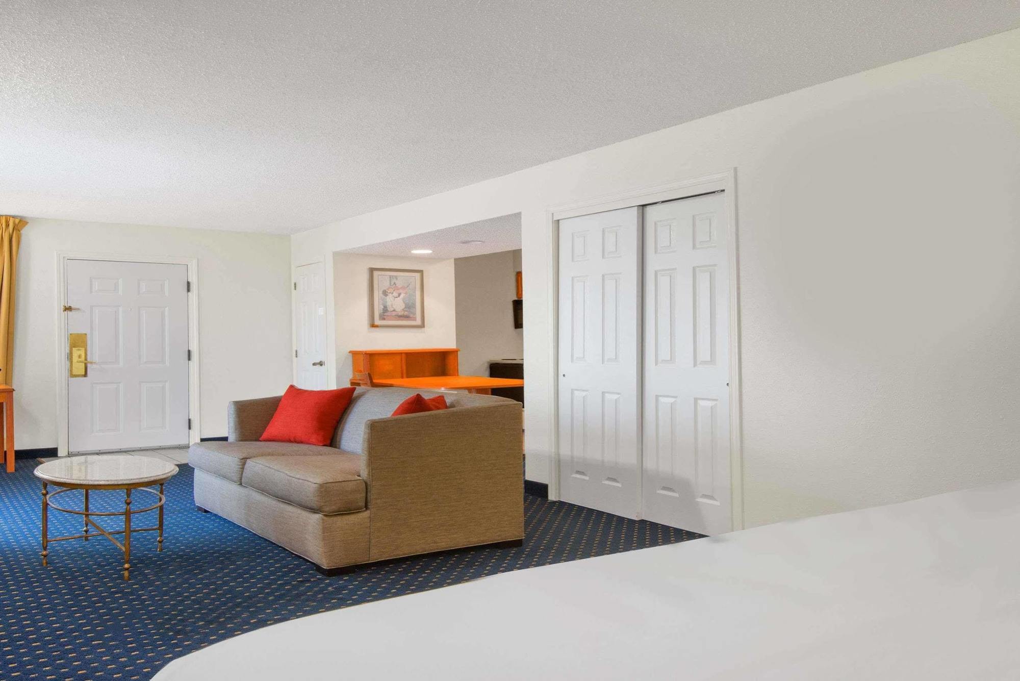 6-columbus, Oh 2*